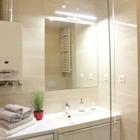 Apartament Przy Parku * Cracovia